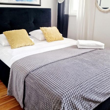 Loft Rooms - Centrum - Bezplatny Parking Elk Bagian luar foto